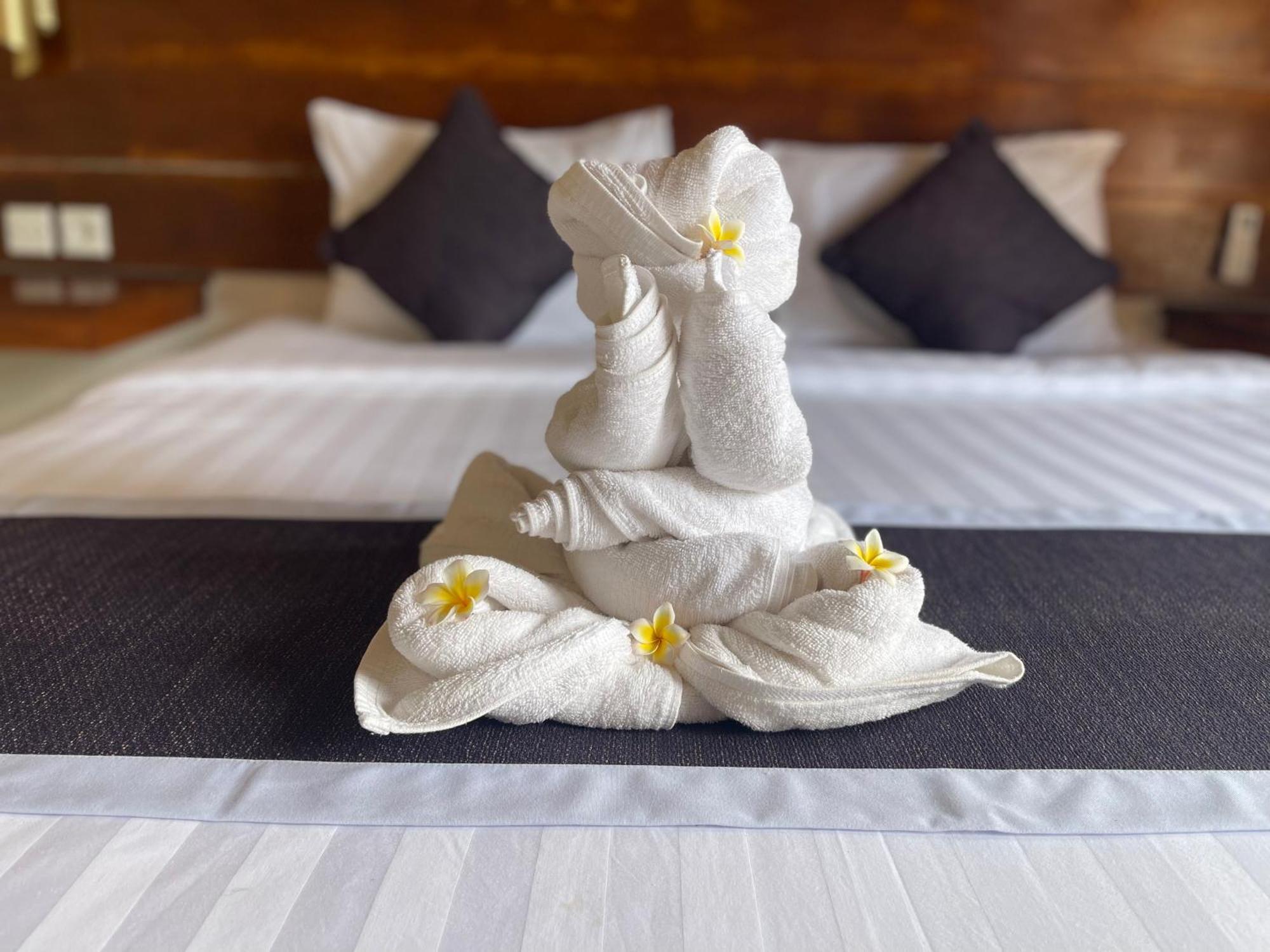 The Lebah Kelingking Villa Batumadeg Екстер'єр фото